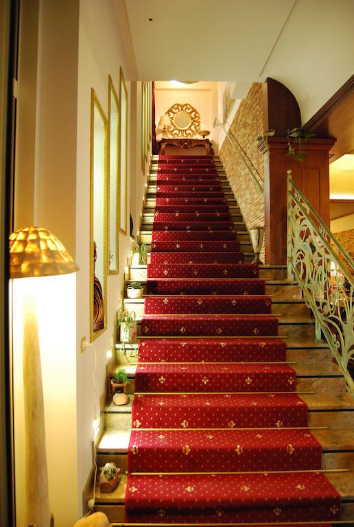 2 Kitarrat Boutique Hotel & Spa Durrës Exterior foto